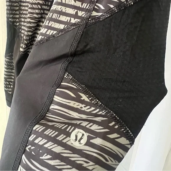 Lululemon Pace Rival Crop *Full-On Luxtreme Stripe Play Slate Black / Black - Picture 6 of 13
